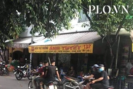 Quận 7: Cự cãi, thanh niên bán trái cây gọi côn đồ chém người 