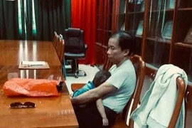 Quan điểm VKS về việc không khởi tố vụ bé gái nghi bị dâm ô