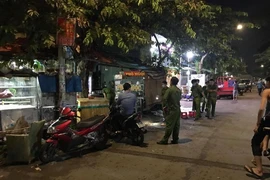Công an đang khám nghiệm hiện trường vụ việc