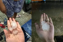 Mưa đá xuất hiện ở TP.HCM