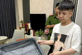 Thanh niên 26 tuổi hưởng lợi 15 tỷ từ việc môi giới cho chị em 'vui vẻ' với khách