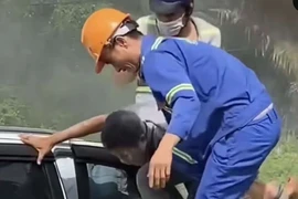 Công an tìm người hùng cứu người trong vụ tai nạn ở cầu Phú Mỹ