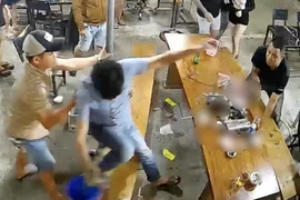 Vụ án mạng ở Nhà Bè: Lý do từ việc vợ trao đổi số điện thoại với bạn học cũ