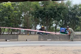 Video: Đến đón bạn gái ở quán nhậu, một thanh niên bị đâm chết