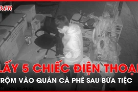 Sau bữa tiệc, quán cà phê bị trộm vào lấy 5 chiếc điện thoại 