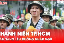 Video: Rộn ràng ngày hội tòng quân ở TP.HCM