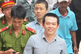 Xử lại vụ công an xã vô cớ bắt, đánh chết học sinh