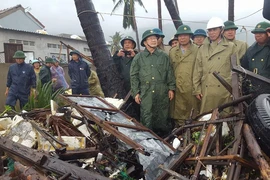 Phó Thủ tướng đến miền Trung chỉ đạo ứng phó lũ lớn 