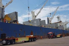 Buộc cảng Quy Nhơn trả lại tiền chênh lệch của khách hàng