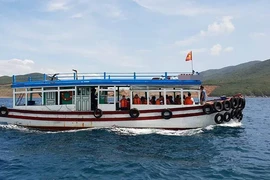 Chìm tàu chở khách trên vịnh Nha Trang