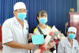 Nữ nhân viên lễ tân ở Khánh Hòa chính thức xuất viện 
