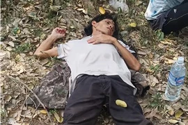 Bắt nghi phạm đâm chết người rồi trốn vào rừng sâu