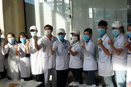 Bình Định cử trưởng khoa Kiểm soát nhiễm khuẩn hỗ trợ Đà Nẵng