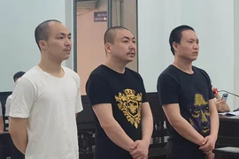 3 người Trung Quốc chém chết đồng hương bị phạt 43 năm tù