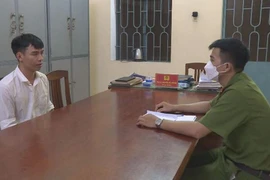 Thanh niên lái ô tô truy đuổi, tông chết 2 người
