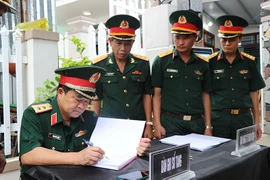 Truy tặng Huân chương Dũng cảm cho trung tá cứu 2 người đuối nước