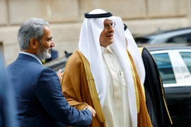 OPEC+ quyết định cắt giảm mạnh sản lượng dầu bất chấp áp lực từ Mỹ 