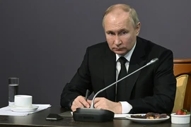 Tổng thống Nga Vladimir Putin tại sự kiện kỷ niệm 80 năm ngày phá vỡ phong tỏa TP Leningrad ở ngày 18-1. Ảnh: SPUTNIK
