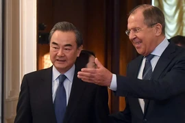 Ngoại trưởng Nga Sergey Lavrov và Bộ trưởng Ngoại giao Trung Quốc Vương Nghị. Ảnh: SPUNIK
