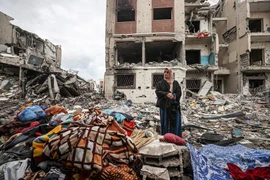 Xung đột Israel-Hamas 1-12: Israel 'sẵn sàng chiến đấu', Hamas 'sẵn sàng ngừng bắn'; Hamas nhận trách nhiệm vụ xả súng chết người ở Jerusalem
