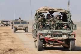 Xung đột Israel-Hamas 26-1: Dân Gaza xếp hàng nhận lương thực thì trúng không kích, hàng trăm thương vong; Nga tiếp phái đoàn Houthis