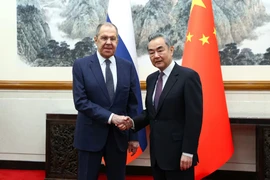 Ông Vương Nghị tiếp ông Lavrov, bàn đối phó trừng phạt và cuộc chiến Ukraine 