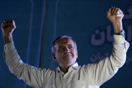 Tân Tổng thống Masoud Pezeshkian: Từ bác sĩ phẫu thuật thành nhân vật quyền lực thứ hai Iran 
