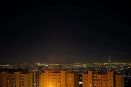 Có tin Israel chuẩn bị tấn công cơ sở hạt nhân Iran 