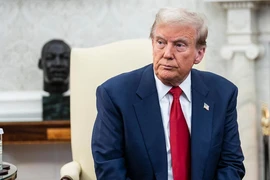 Tỉ lệ ủng hộ ông Trump giảm khi người Mỹ lo lắng về nền kinh tế