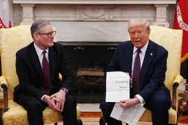 Ông Trump tiếp Thủ tướng Anh, bàn chuyện chấm dứt xung đột Nga-Ukraine