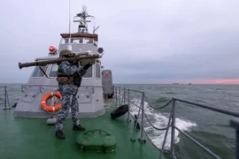 Nga-Ukraine thỏa thuận ngừng bắn một phần: Câu hỏi và hy vọng