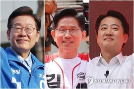 Bầu cử Hàn Quốc: Cuộc đua tam mã kịch tính