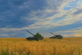 Chiến sự Nga - Ukraine 2-9: Nóng Donetsk, Crimea