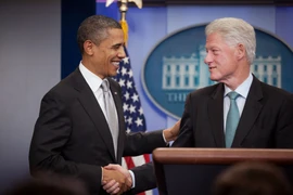 Ông Obama và ông Clinton phản ứng vụ người biểu tình ở Minnesota bị bắn, Nhà Trắng đáp trả gắt