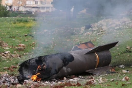 Chiến sự Trung Đông ngày 25: Iran lên kế hoạch tấn công đặc biệt; Ông Netanyahu nói về khả năng có thỏa thuận; Nhiều nước nỗ lực làm trung gian
