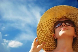 8 cách nhận ra tóc thưa rụng trước khi quá muộn
