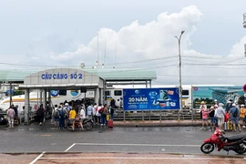 Ảnh hưởng của bão Yagi, tàu phà đến TP Phú Quốc tạm ngừng hoạt động 