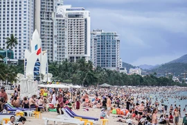 Khách đông, Nha Trang kín phòng dịp lễ