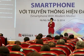 Nhà báo Việt – Hàn thảo luận về làm báo bằng smartphone