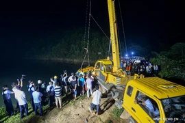 Xe buýt chở trẻ mầm non gặp nạn ở Trung Quốc, không ai sống sót