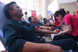 Tổ chức ngày hội hiến máu Giọt hồng tri ân