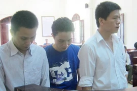 ​Bị tù vì trộm két sắt nhà người yêu 