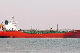 Tàu Sunrise 689 thoát cửa tử trở về