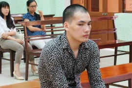 Đầu độc cả nhà 'người trong mộng'