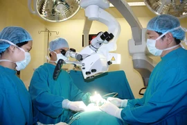 Bệnh nhân thoát vị đĩa đệm có cơ hội khám miễn phí