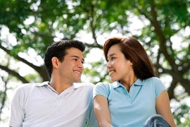 Đàn ông khó duy trì tình bạn trong sáng với người khác giới