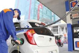 Không giảm giá cước theo xăng dầu: Phạt thế nào?
