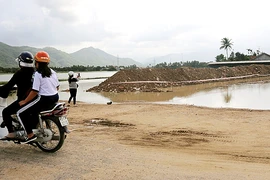 Đi câu cá, một ông lão chết đuối