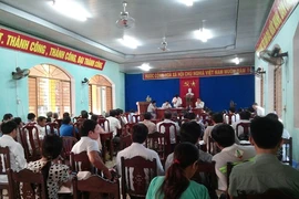 Vụ mang quan tài lên cao tốc: Đã chi tiền thưởng cho người dân