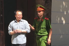Hiếp dâm cháu vợ rồi chở đi bệnh viện kiểm tra